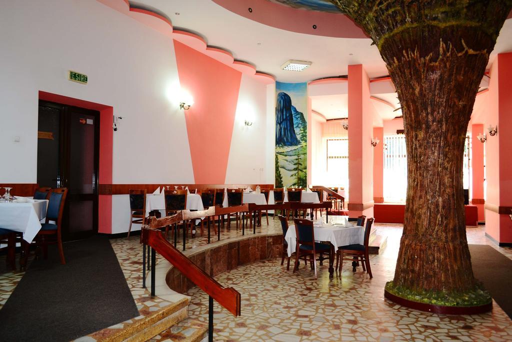 Hotel Bradul Durău Exterior foto